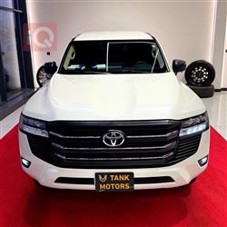 تۆیۆتا لاند کروزەر